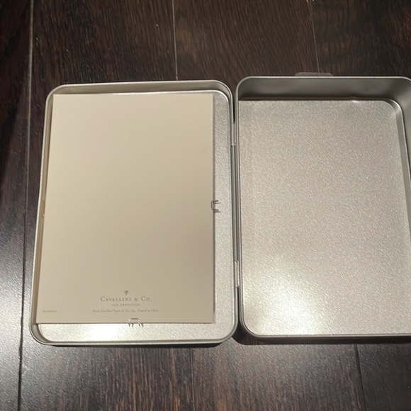 NEW: Dog notecards by Cavallini & Co (set of 10 glittered cards) - Picture 6 of 13